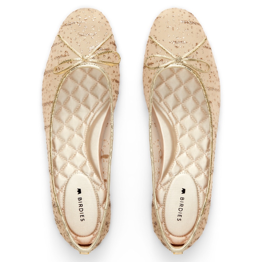 Like New! Birdies The Song Bird in Gold Mesh Sparkle Sz 8